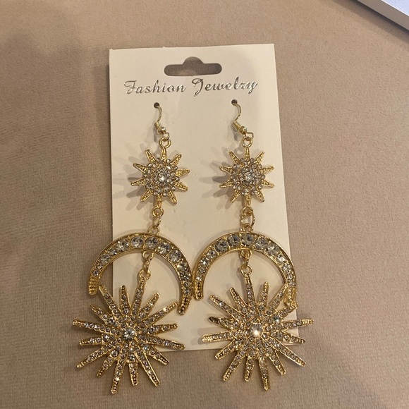 Jewelry - Moon star celestial drop earrings